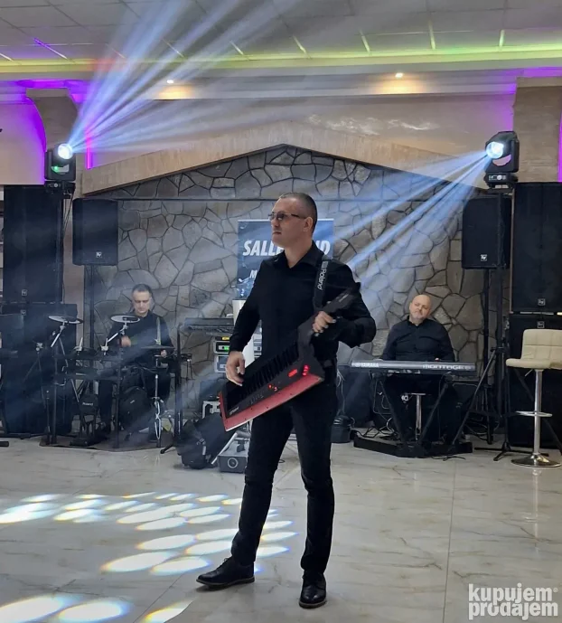muzika bend za svadbe, rodjendane, mature, krštenja orkestar