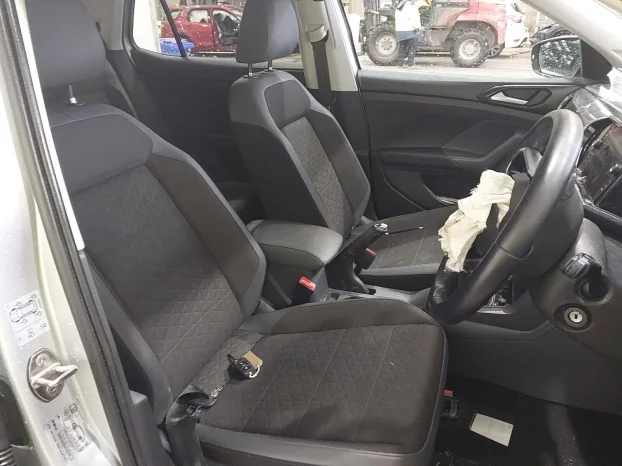 Delovi VW T-CROSS 2019 1.0 Benzin DKRF motor Euro6