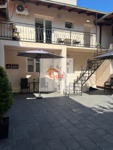Medijana, 5+ petosobna, 400 m²
