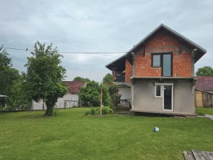 Kraljevo, Šumarice, 3.0 trosobna, 68 m²
