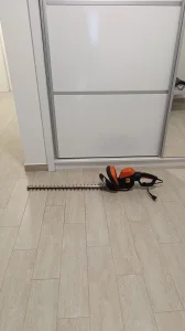 Villager trimer za zivu ogradu elektro 710 w