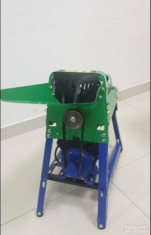 Krunjac za kukuruz - Nov