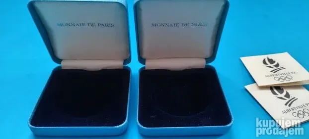 Dve kutije za srebrnjake sa serifikatima