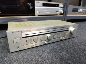 Kenwood KR 55 stereo jeftino pojacalo
