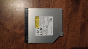 CD - DVD za Dell N5050 , M5050 , N5040 , M5040 , Vostro 1540