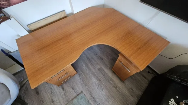 Sto kancelarijaski radni