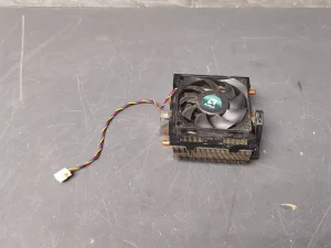 AMD bakarni kuler 4