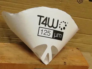 Sito papirno za ceđenje farbe