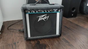 Pojacalo za el. gitaru Peavey Rage
