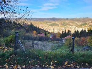 Prodajem plac- povrsine 7ari u Uzice