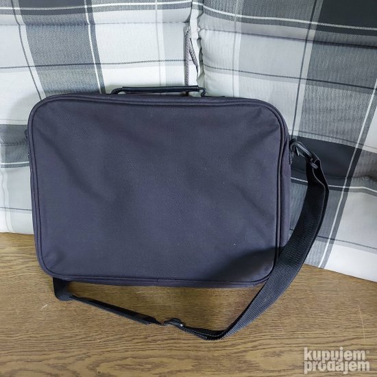 Poslovna torba za laptop i pribor