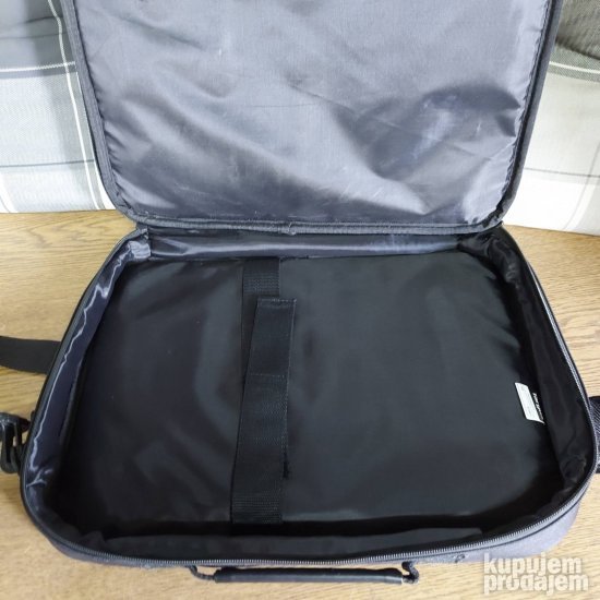 Poslovna torba za laptop i pribor