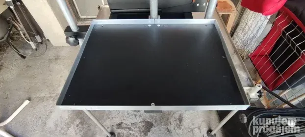Tacna 30 cm x 40 cm  sa jednom nogicom
