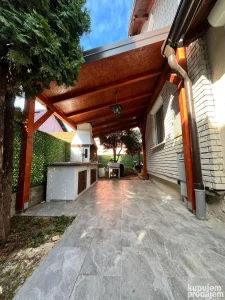 Nadstresnica,terasa,letnjikovac,pergola,brvnara,kucica,krov