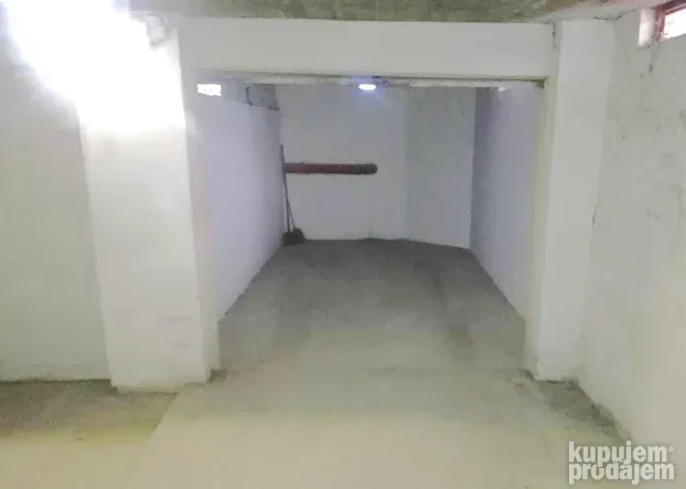 Socijalno, garaža, 17m2