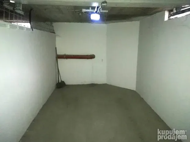 Socijalno, garaža, 17m2