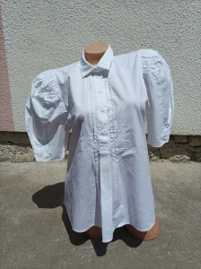 Bela Vintage Košulja sa Cvetićima L