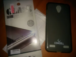 ZTE Blade A520  Silikonska Futrola i Staklo