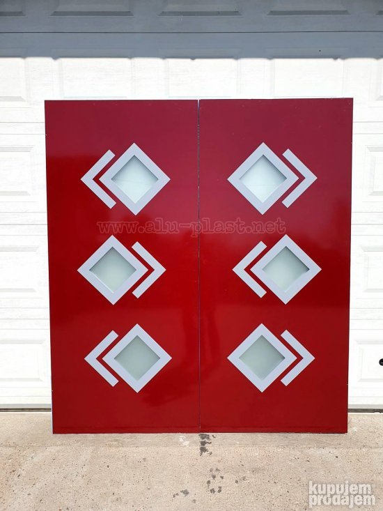 Dekorativni panel za aluminijumska vrata
