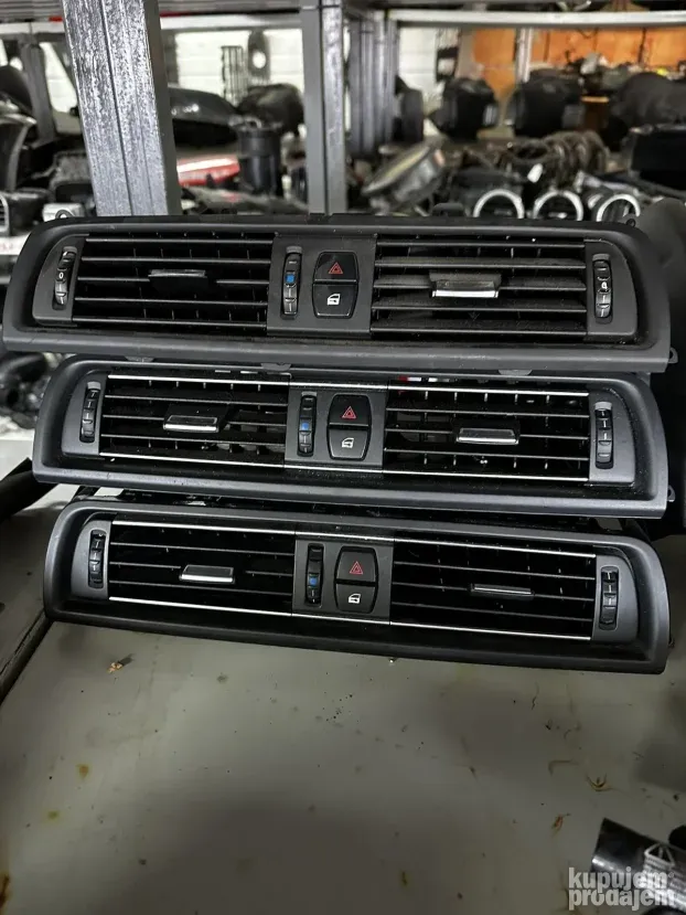 Bmw f10 / bmw f11 centralna resetka