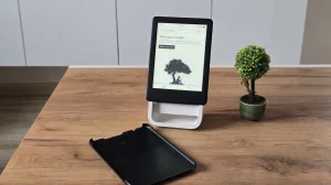 Amazon Kindle Basic 10th Gen E-Reader 6" 8GB WiFi J9G29R