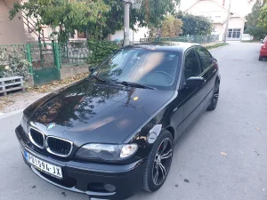 BMW 320