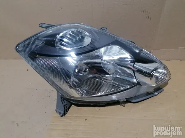 101.Far desni za Subaru Justy 4,Daihatsu Sirion 2, 2004-2011