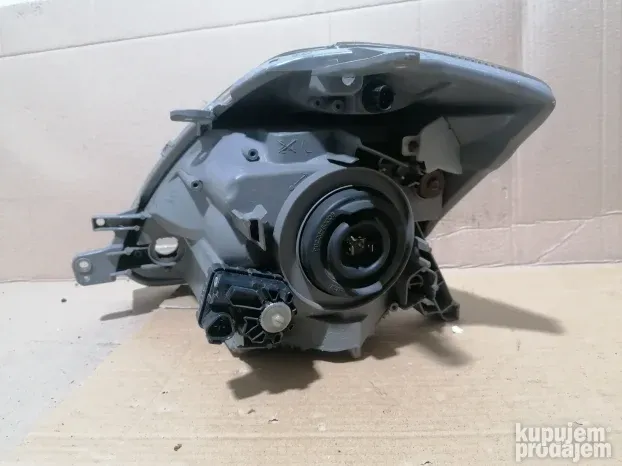 101.Far desni za Subaru Justy 4,Daihatsu Sirion 2, 2004-2011