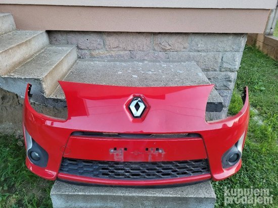 Reno twingo prednji branik farovi krila