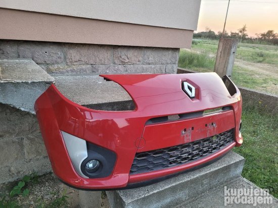 Reno twingo prednji branik farovi krila