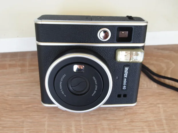 Fuji instax mini 40