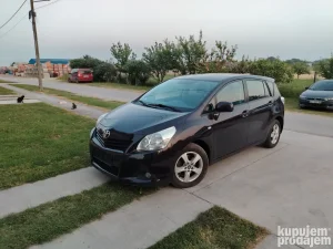 Toyota Verso