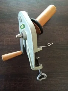 Knittax motalica za vunu