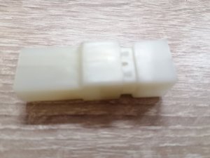 Dvopolno tropolno setopolno kuciste Musko i Zensko Konektori