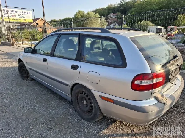 2002 Volvo V40 1,8 benzin