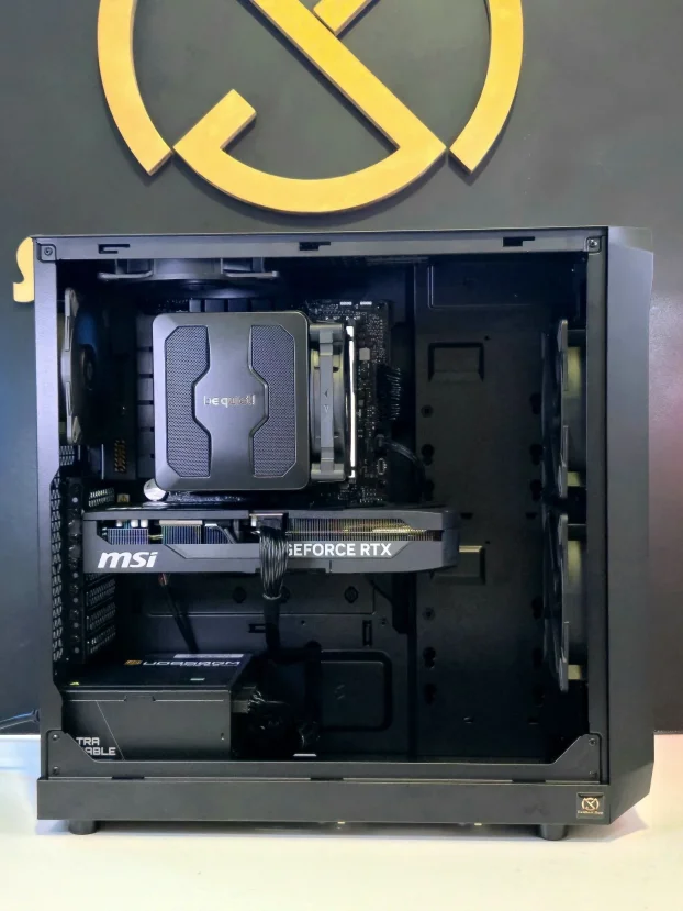 Ryzen 7800X3D RTX 5070TI B650 64GB 3TB - SM095PC