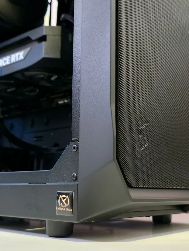 Ryzen 7800X3D RTX 5070TI B650 64GB 3TB - SM095PC