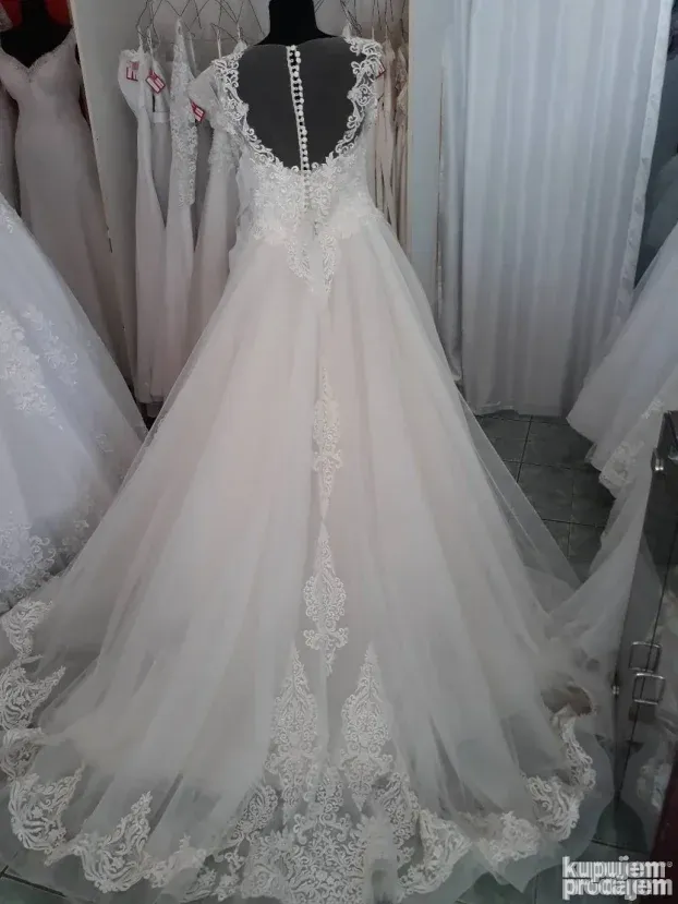 Venčanica Ivory raskošna