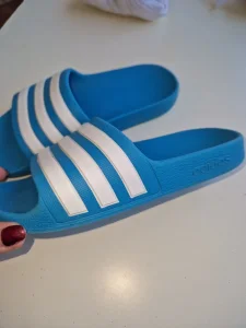 Plave Adidas papuce gaziste 21 cm