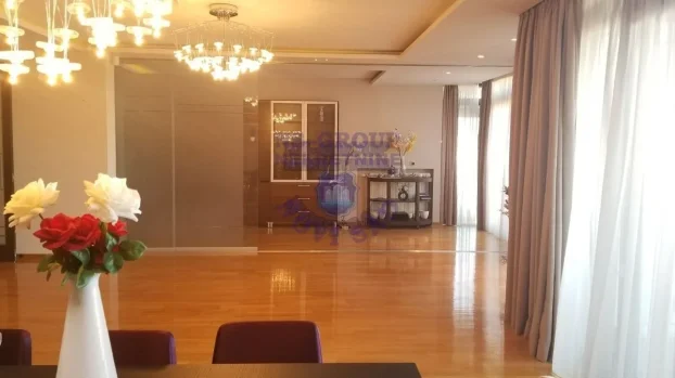 Š-452175, Opština Novi Sad, 4.0 četvorosoban, 202 m²