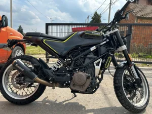 Husqvarna Svartpilen 401