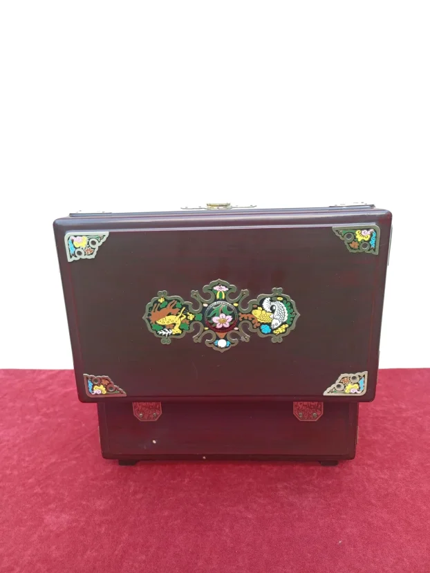 Velika kineska drvena kutija za nakit