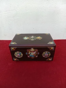 Velika kineska drvena kutija za nakit