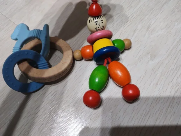 Igračka za kolica i glodalica