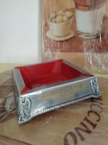Pepeljara Courvoiser 20cm x 20cm