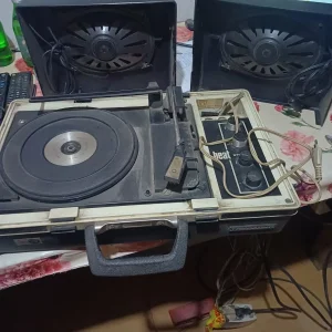 Stari gramofon Trubadur