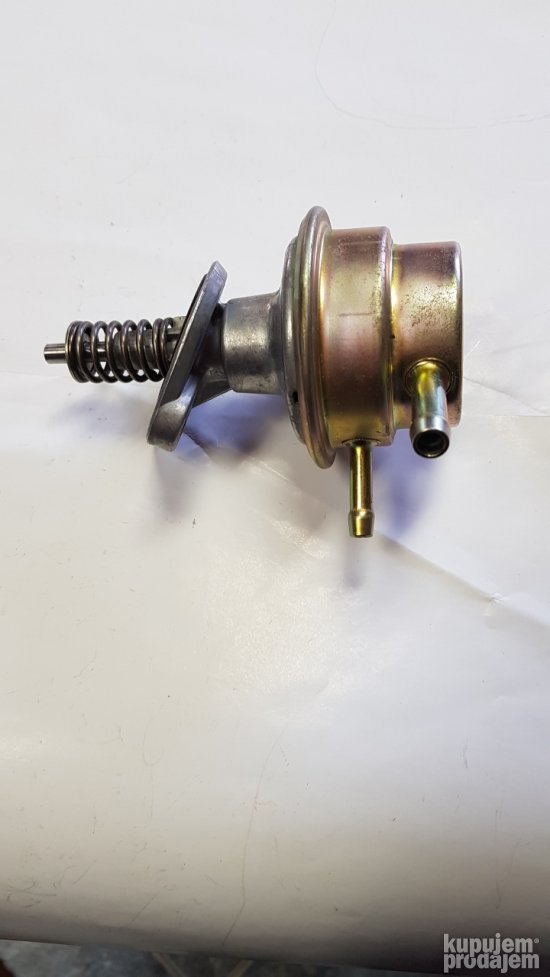 AC pumpa Golf 1.1/1.3 KOSA / RAVNA