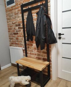 Uredjenje predsoblja Drvo i metal