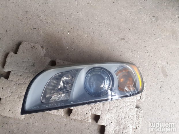 Volvo S40 II far levi ksenon
