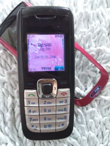 Nokia 2626, odlicna-sa dve maske.